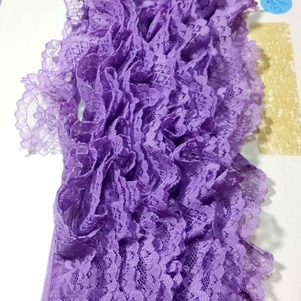 VTG 7yd+ Lace 1.25" Ruffle Lilac Lavender Trim Flower Detail - Picture 4 of 7